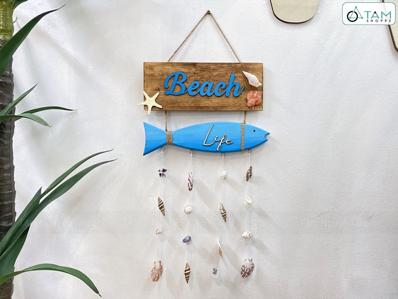 Bảng treo chủ đề biển Beach Life Cá Xanh treo ốc [dây thừng - vỏ ốc thật] KT55x32cm BTC-BIEN-03